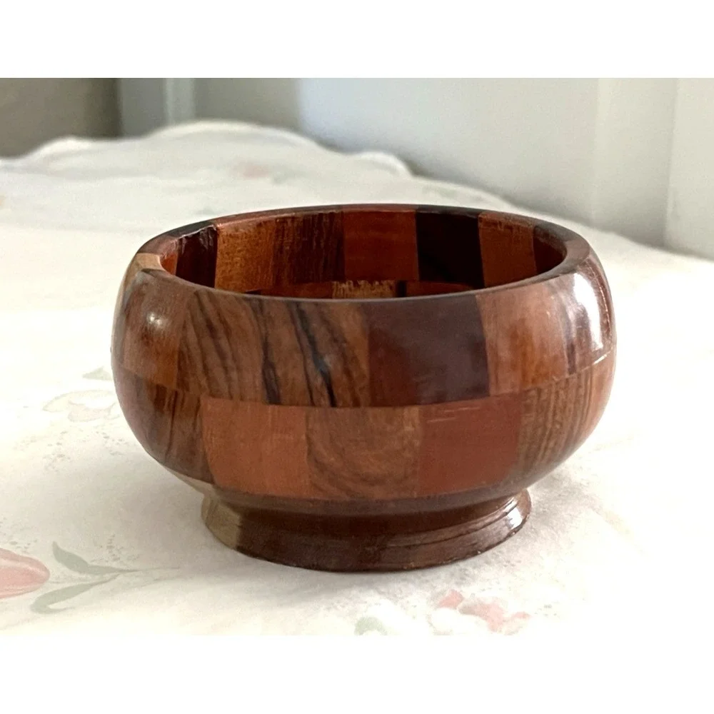 Vtg Nicaragua Mixed Wood Sugar Bowl with Tight Lid Handmade 3" x 3.75" - Picture 5 of 12